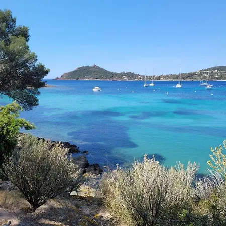 T2 Vue Mer, Jardin Clos, Village Cap Esterel St Raphael Saint-Raphaël